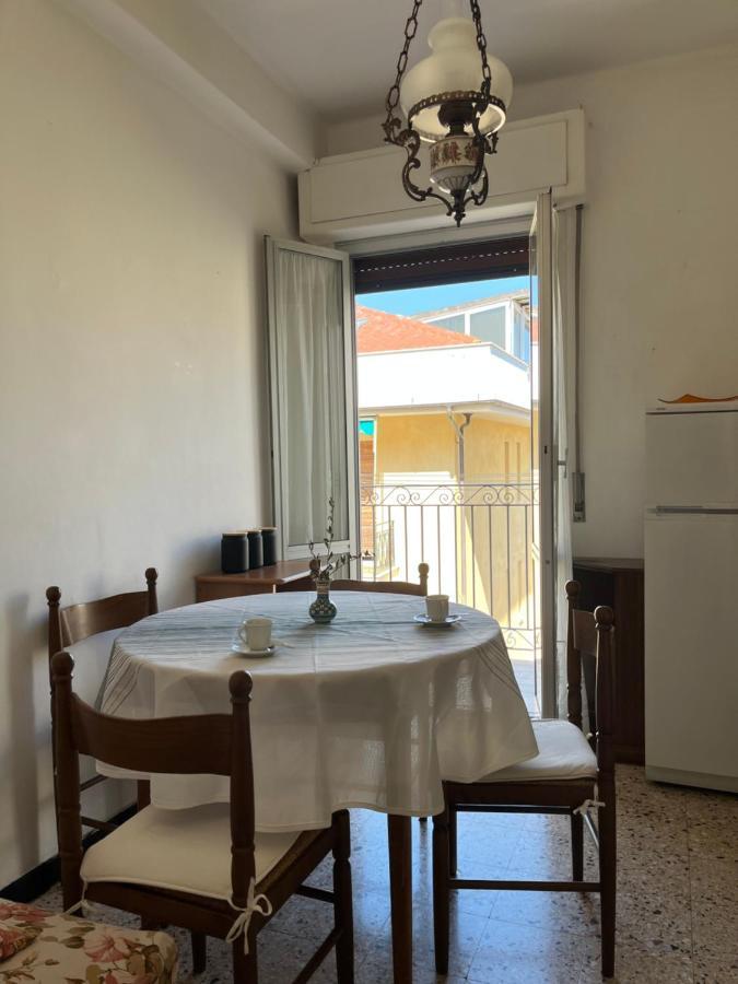 Ferienwohnung Casa Vintage Alassio Exterior foto